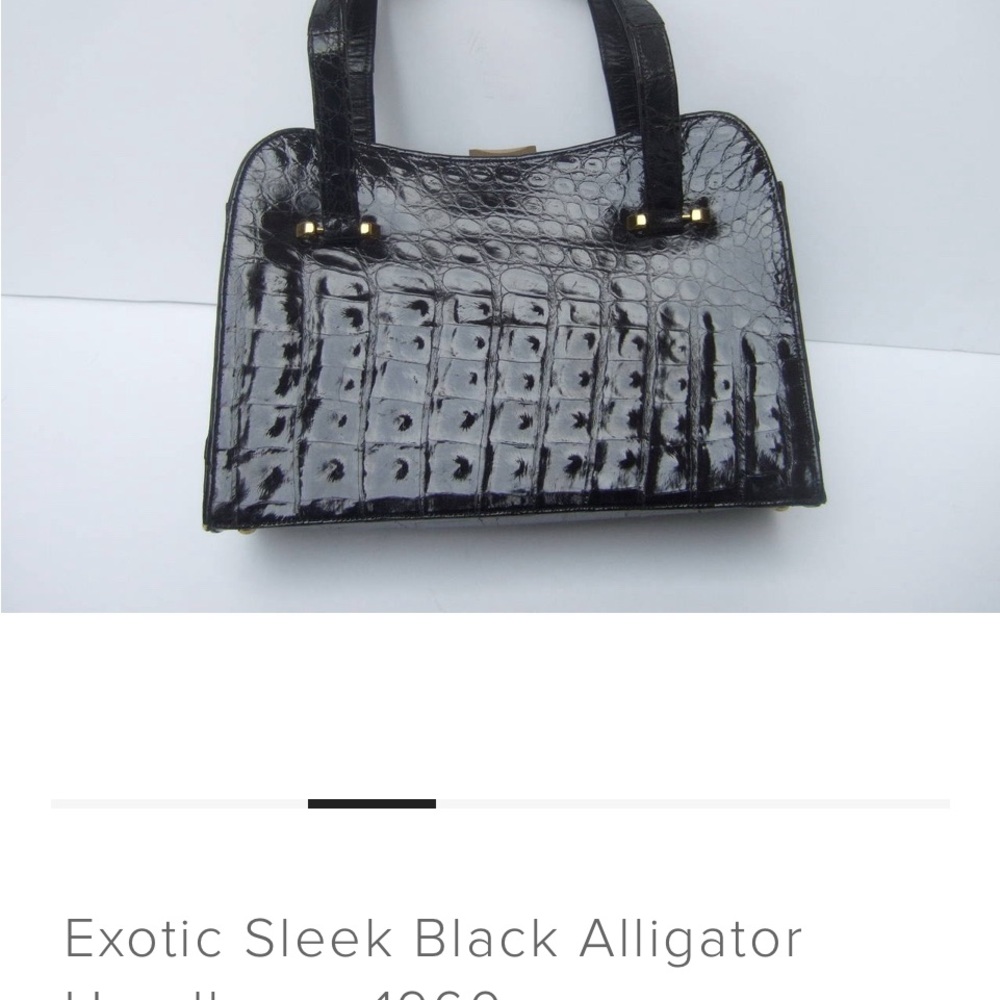 Elegant Black Crocodile-Embossed Women's Handbag - Picture 2 of 6